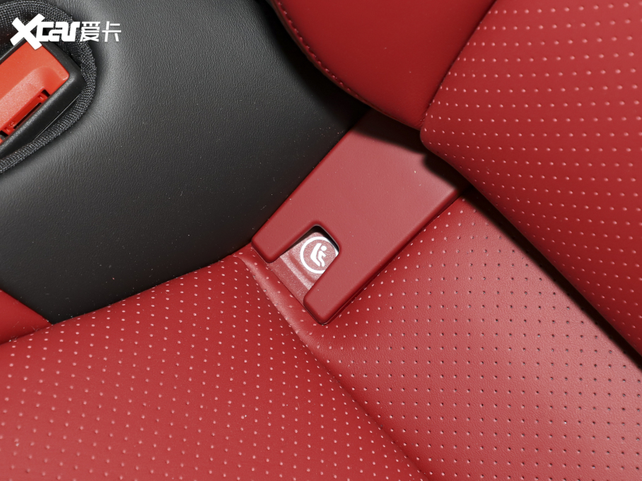 2022Taycan Ŀ Taycan