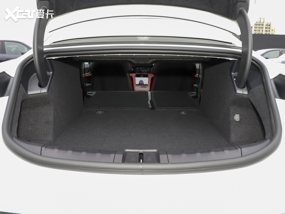 2022Taycan Ŀ Taycan