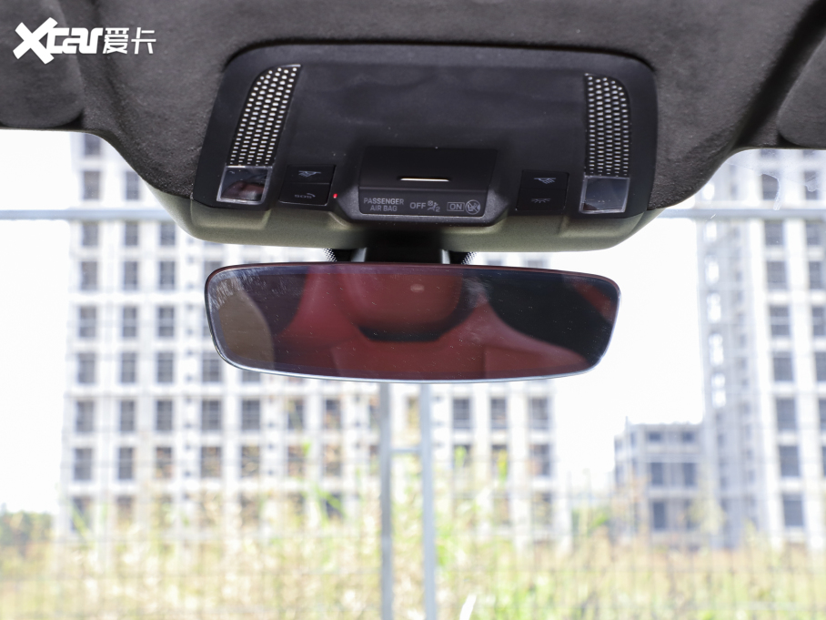 2022Taycan Ŀ Taycan