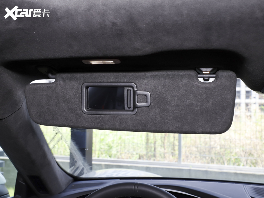 2022Taycan Ŀ Taycan