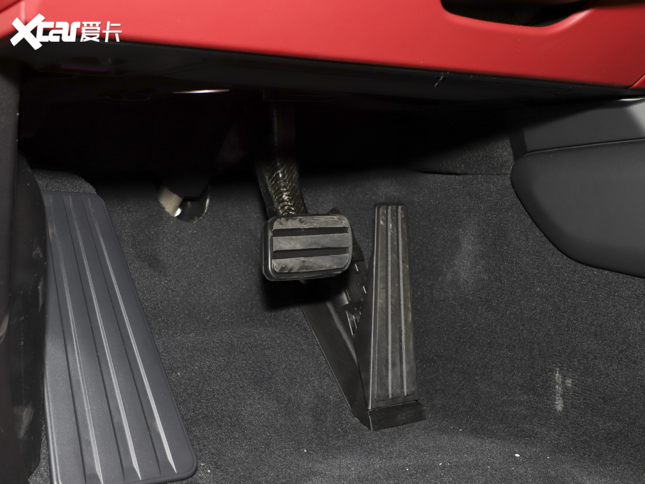 2022Taycan Ŀ Taycan