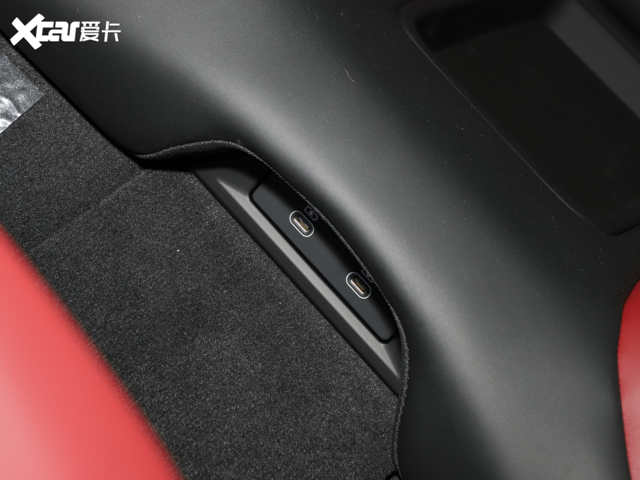 2022Taycan Ŀ Taycan