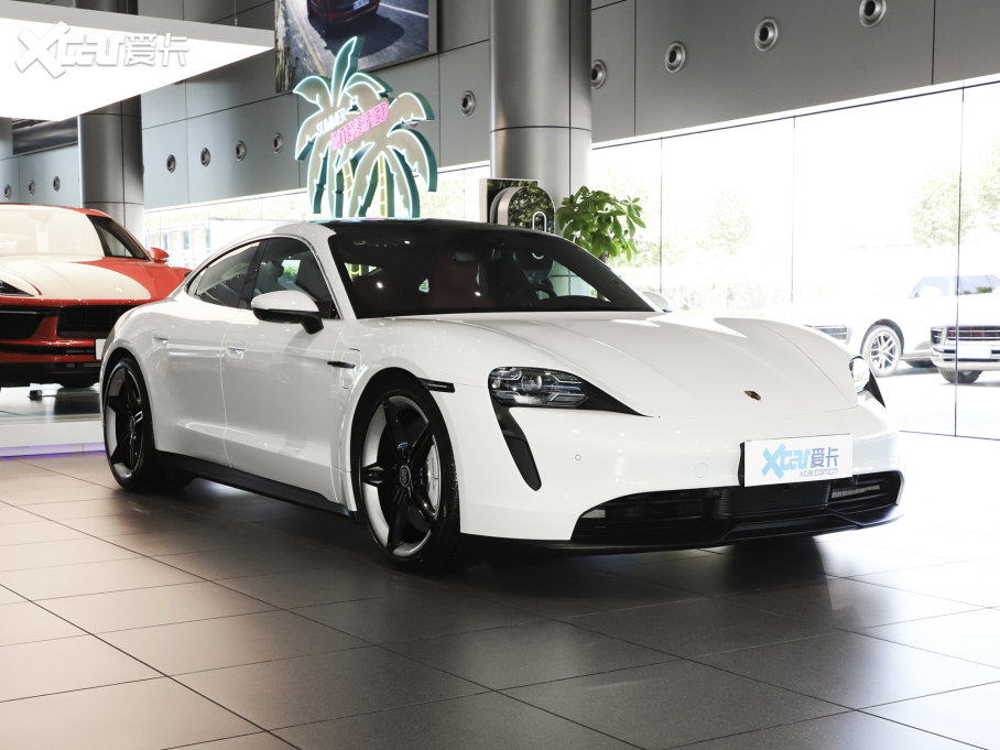 2022Taycan Ŀ Taycan 4S