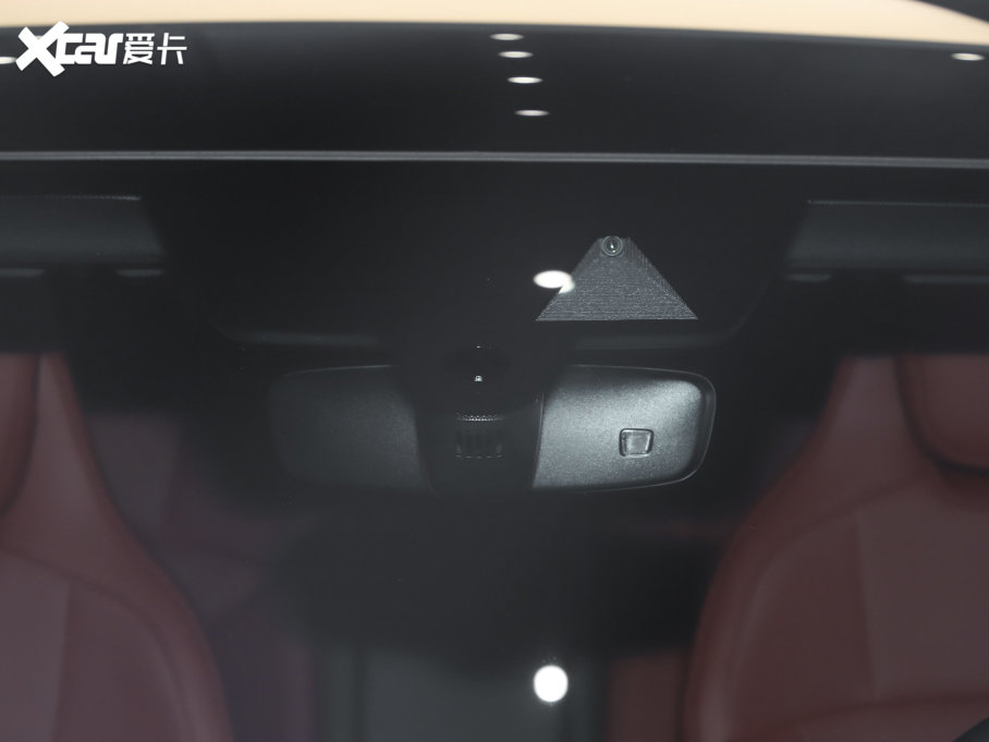 2022Taycan Ŀ Taycan 4S