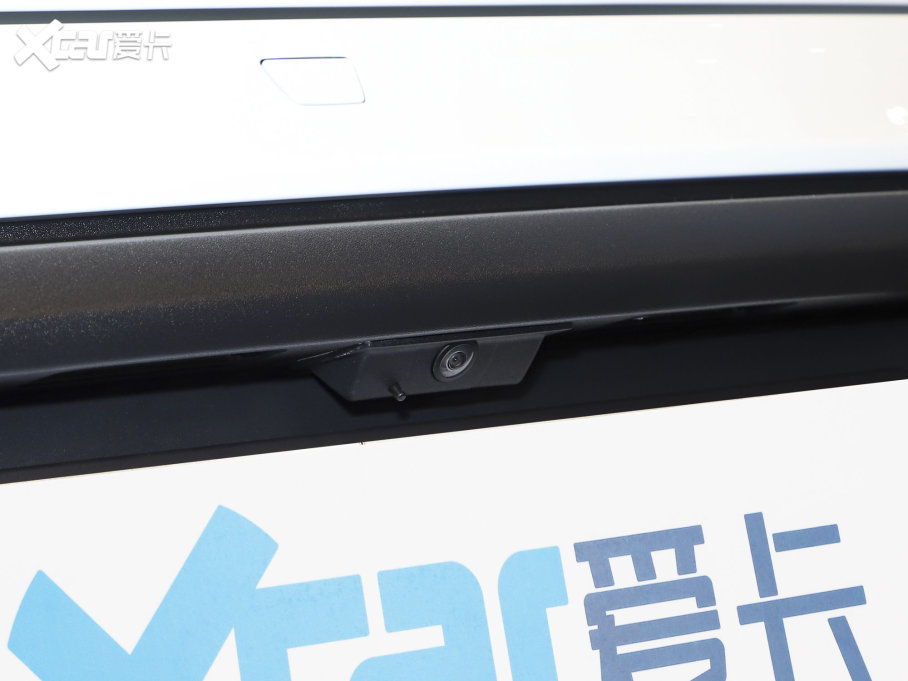 2022Taycan Ŀ Taycan 4S