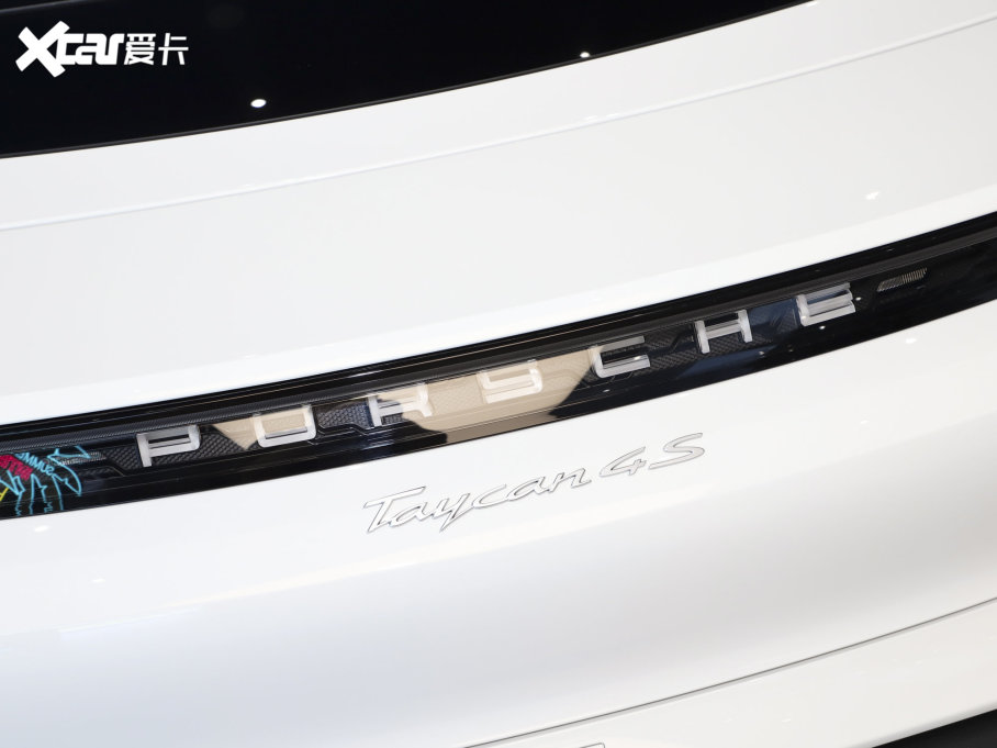 2022Taycan Ŀ Taycan 4S