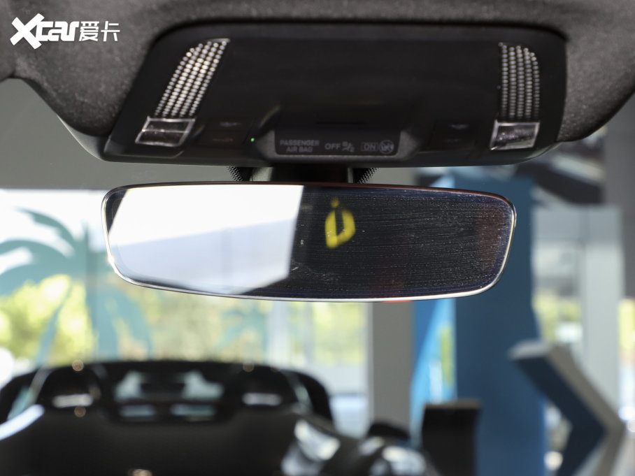 2022Taycan Ŀ Taycan 4S