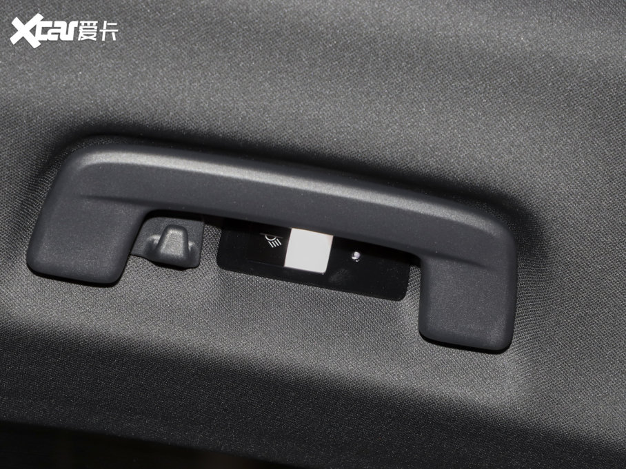 2022Taycan Ŀ Taycan 4S