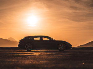 2022Turbo Cross Turismo w^