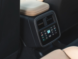 2022款Turbo Cross Turismo 中控区