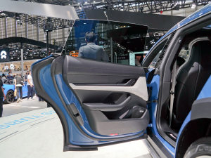 2022Taycan 4S Cross Turismo ܇T