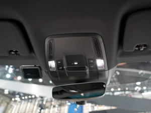 2022Taycan 4S Cross Turismo п؅^