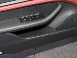 2022Ŀ Taycan 4S ǰT(ch)g