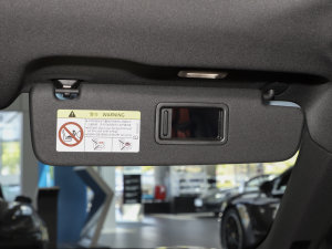 2022Ŀ Taycan 4S ꖰ壨ң