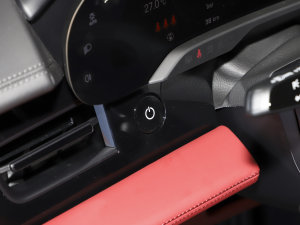 2022Ŀ Taycan 4S п؅^(q)