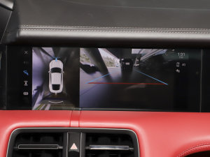 2022Ŀ Taycan 4S п؅^(q)