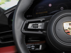 2022Ŀ Taycan 4S п؅^(q)