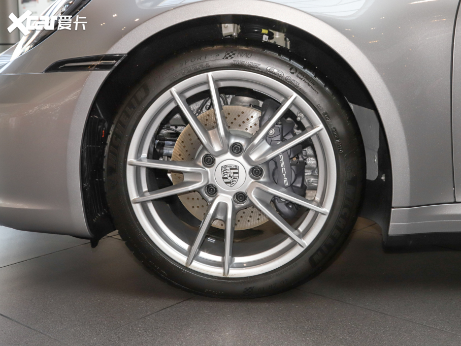 2022r911 Carrera 4