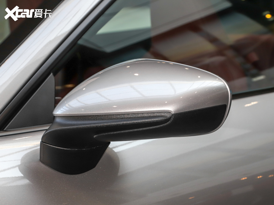 2022r911 Carrera 4