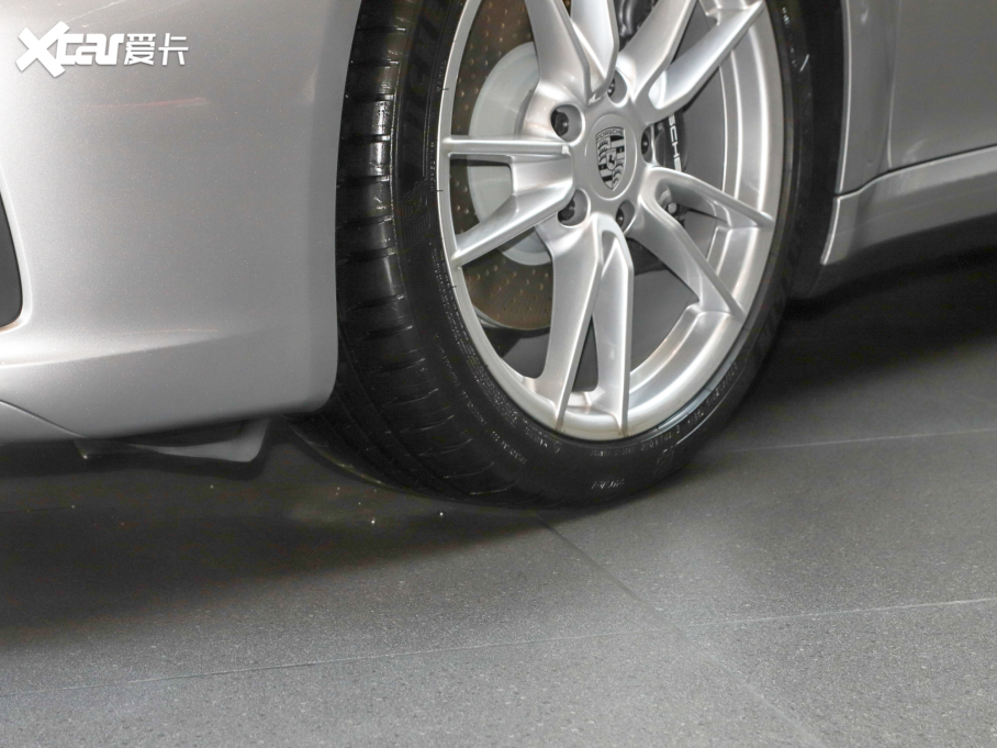 2022r911 Carrera 4