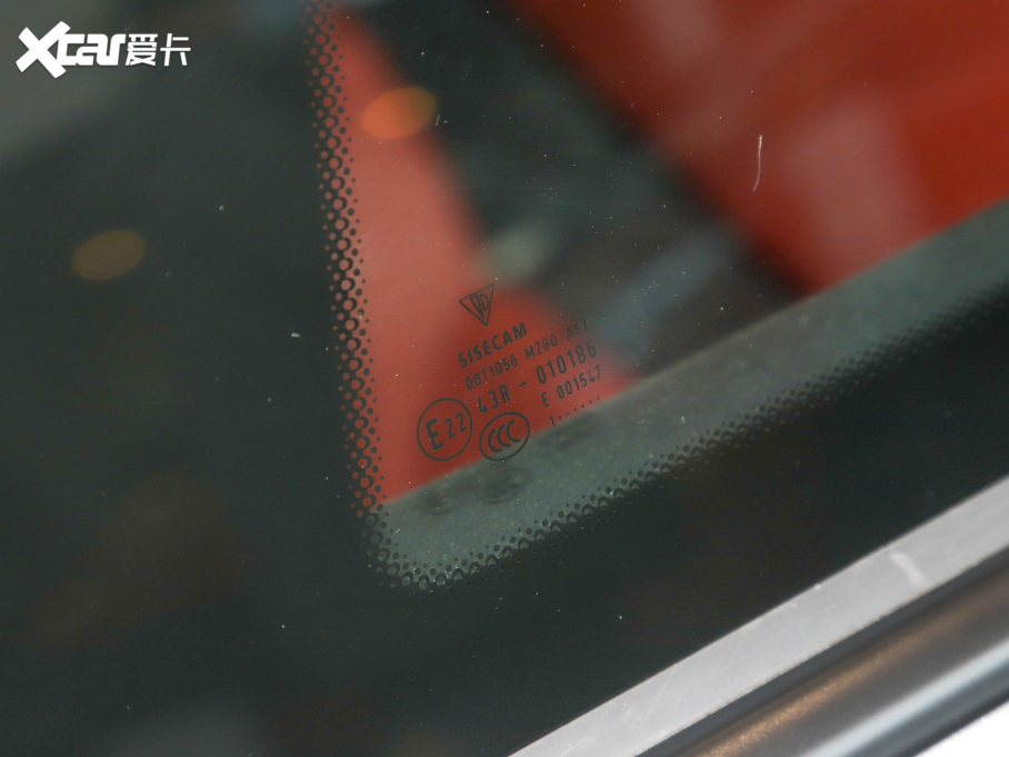 2022r911 Carrera 4