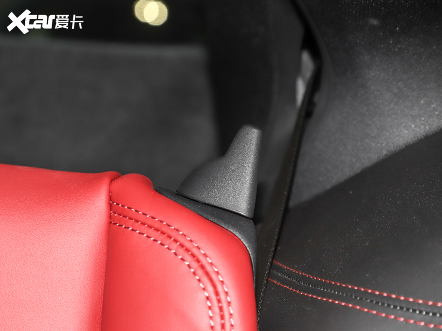 2022r911 Carrera 4