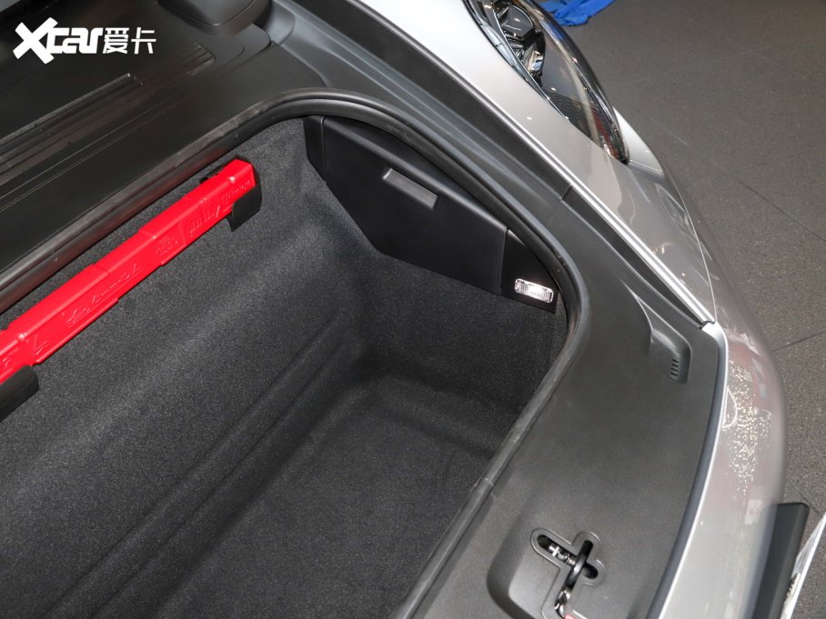 2022r(sh)911 Carrera 4