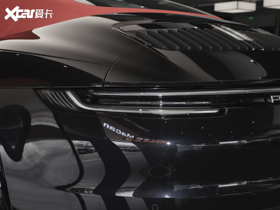 2022r911 Carrera Cabriolet