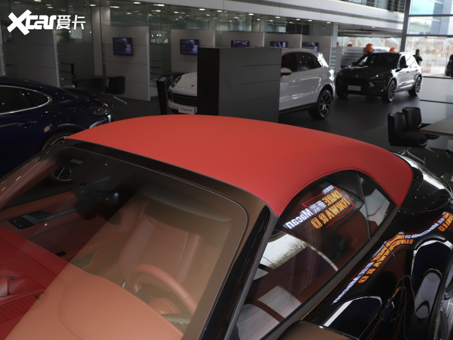 2022r911 Carrera Cabriolet