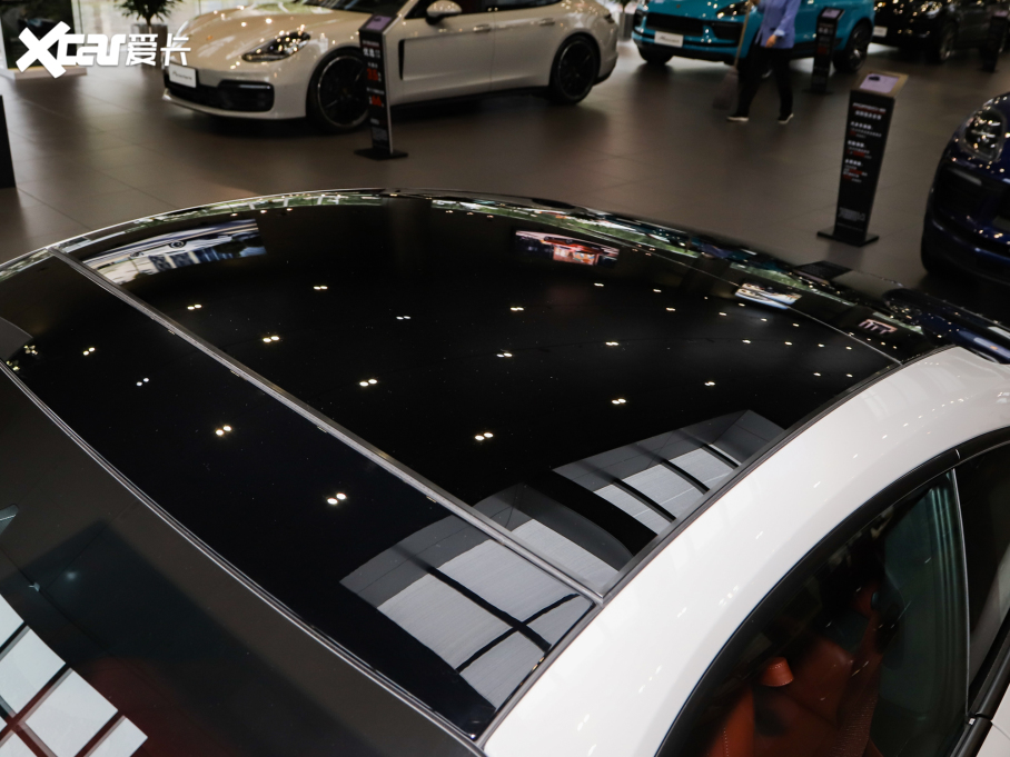 2022r(sh)911 Carrera