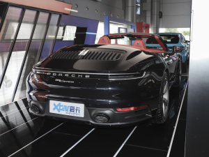 2022Carrera Cabriolet w^