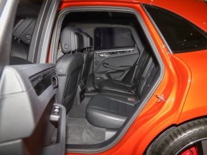 2022款Macan S 2.9T 后排空间
