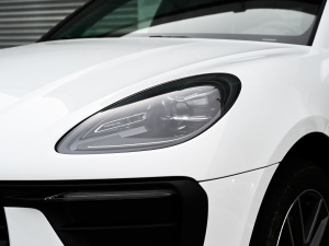 2022款Macan 2.0T 大灯