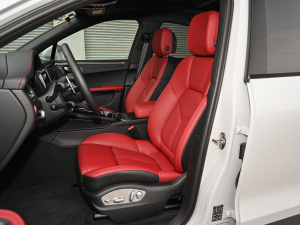 2022款Macan 2.0T 主驾驶座椅