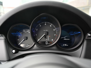 2022款Macan 2.0T 仪表