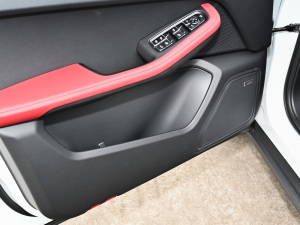 2022Macan 2.0T ǰT(mn)(ch)g