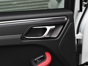 2022Macan 2.0T п؅^(q)