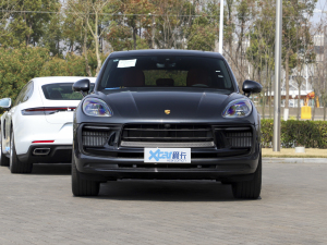 2022款Macan GTS 2.9T 正前