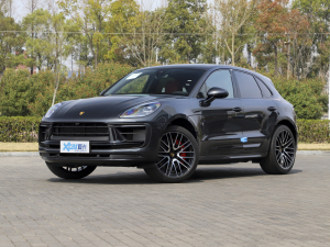 2022款Macan GTS 2.9T 左前45度