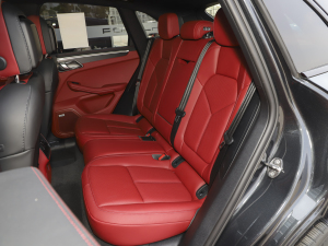 2022款Macan GTS 2.9T 后排座椅