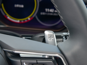 2022Panamera 4 LK п؅^