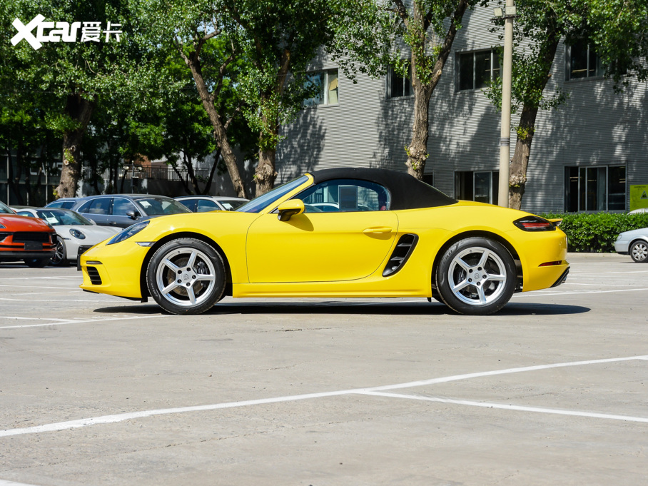 2022r718 Boxster 2.0T