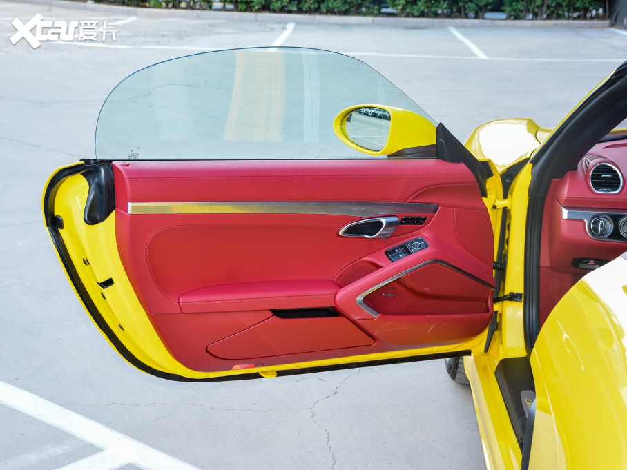 2022r718 Boxster 2.0T