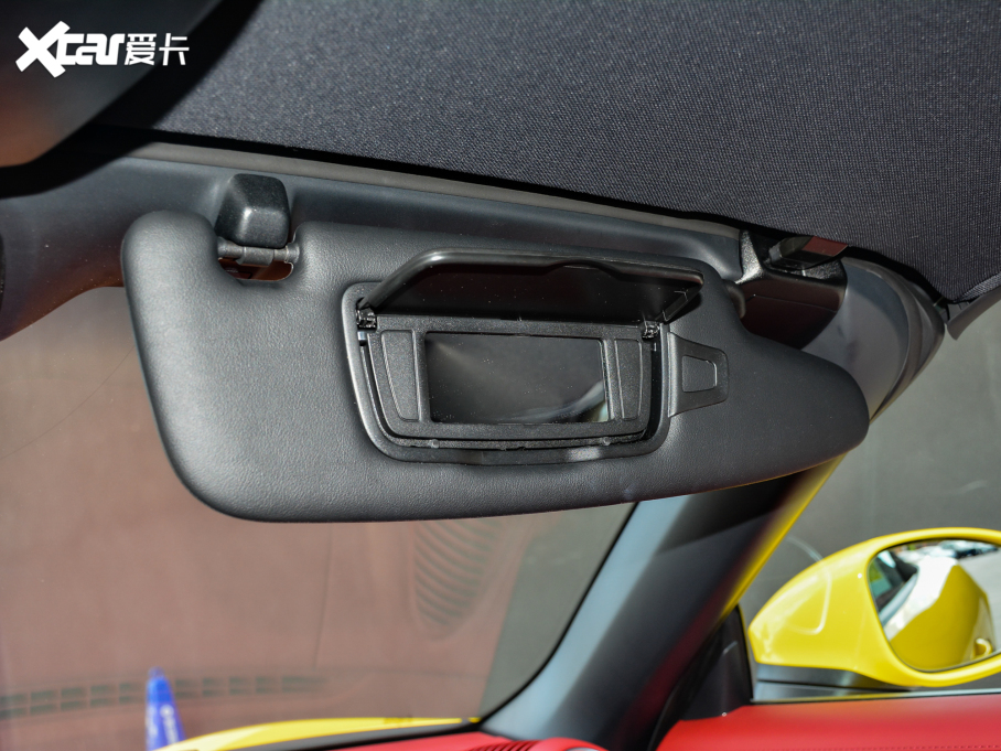 2022r(sh)718 Boxster 2.0T