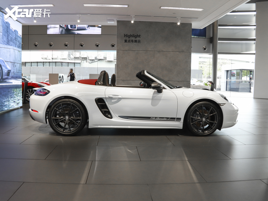 2022r718 Boxster T 2.0T