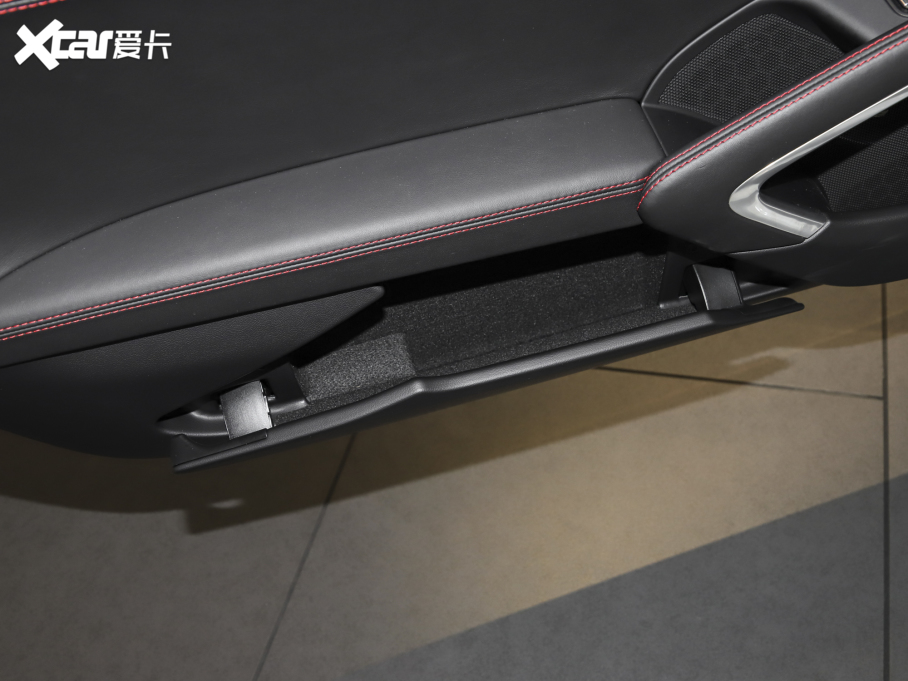 2022r718 Boxster T 2.0T