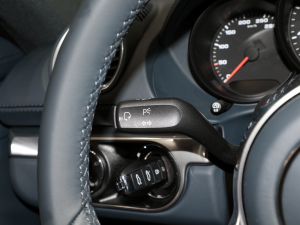 2022Cayman 2.0T п؅^(q)