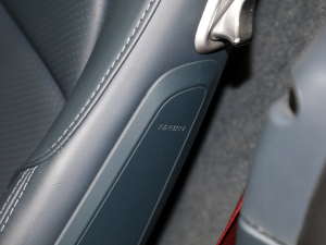 2022Cayman 2.0T п؅^