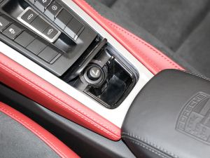 2022Spyder 2.0T п؅^