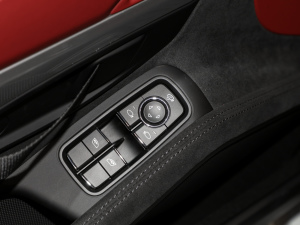 2022Spyder 2.0T п؅^